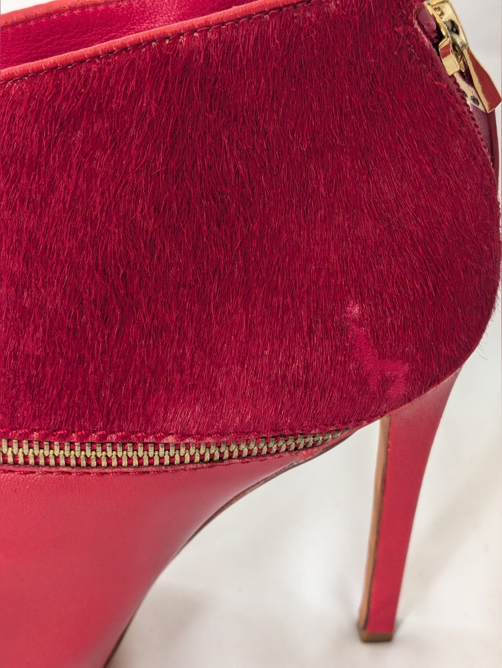 MARCIANO Red Calf Fur & Leather Stiletto Booties Urban Cowgirl Women's Size 9 - Picture 10 of 12